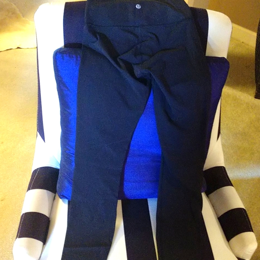 Lululemon black leggings. Size 4
